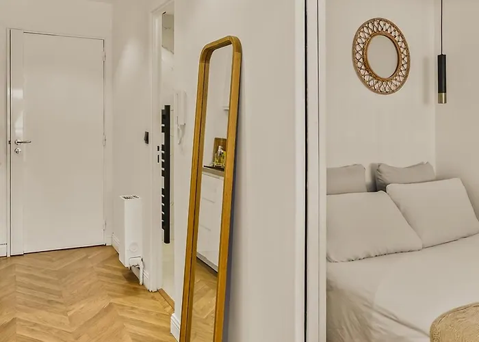 T2 Clim - 3 Min Plages & Balcon -4p Juan-les-pins Apartamento