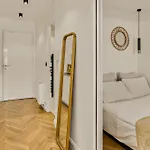 T2 Clim - 3 Min Plages & Balcon -4p Juan-les-pins Apartment