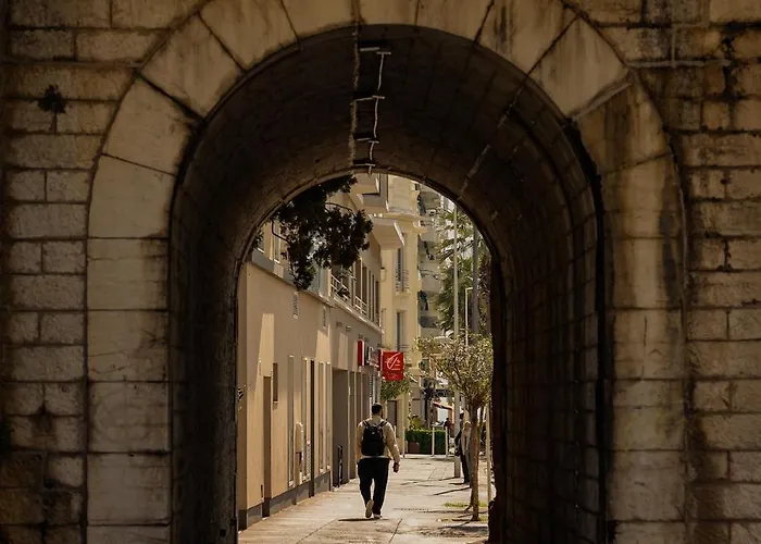 Appartamento T2 Clim - 3 Min Plages & Balcon -4p Juan-les-pins